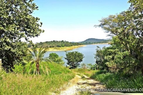 Terreno com na represa Vargem-SP (4)