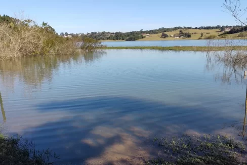 Terreno para venda na represa jaguari em joanópolis intrior de são paulo com vista e acesso represa (3)