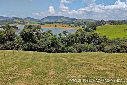 Terreno 5.000m² pé na água (2)