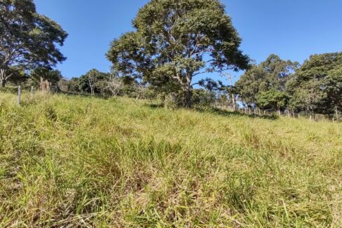 terreno com vista permanente e acesso a represa do jaguari a venda em joanopolis interior sp (10)