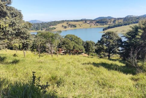 terreno com vista permanente e acesso a represa do jaguari a venda em joanopolis interior sp (5)