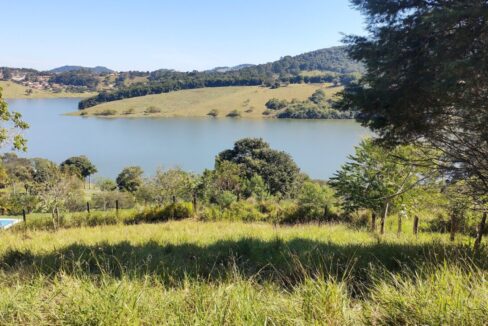 terreno com vista permanente e acesso a represa do jaguari a venda em joanopolis interior sp (7)