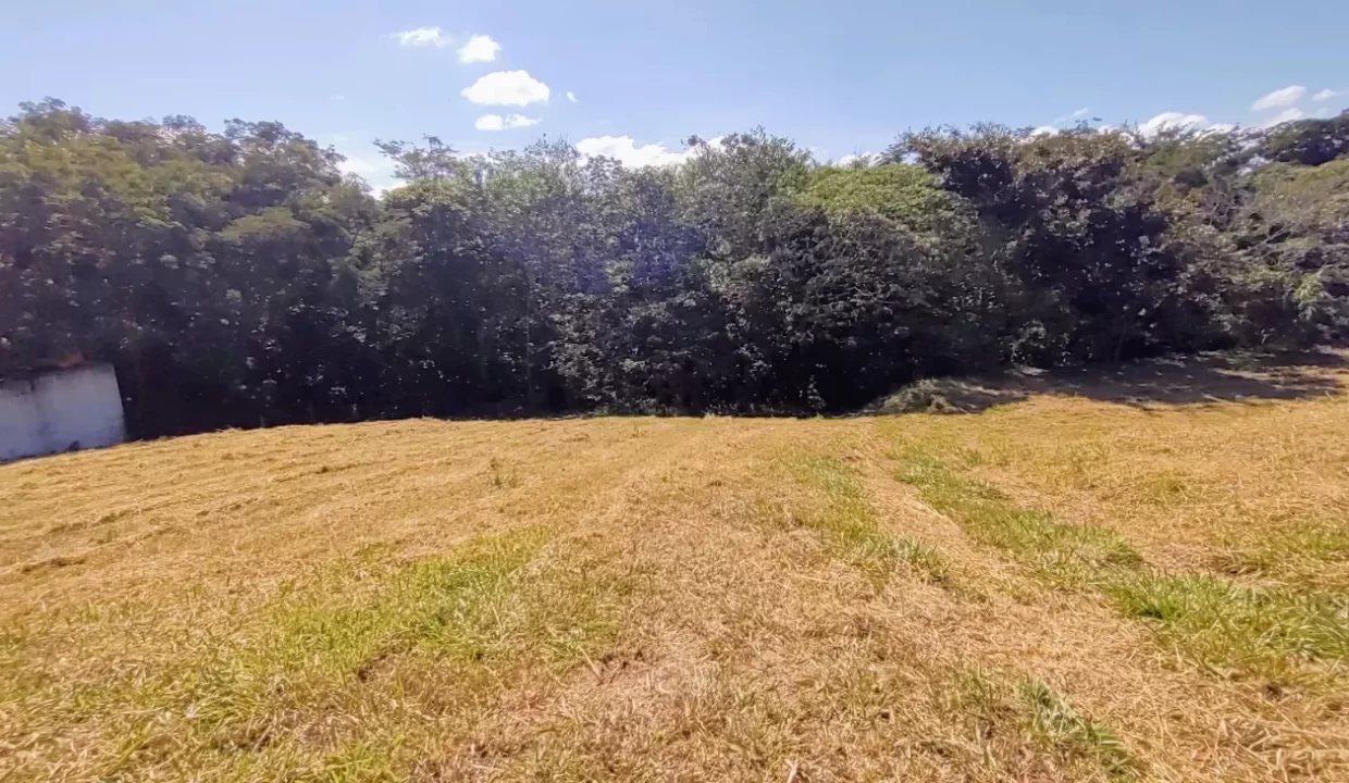 Terreno a venda condomínio entre serras e águas represa Jaguari em Vargem-SP (1)