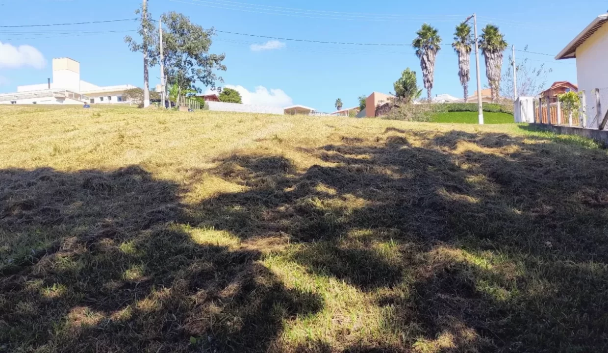 Terreno a venda condomínio entre serras e águas represa Jaguari em Vargem-SP (11)