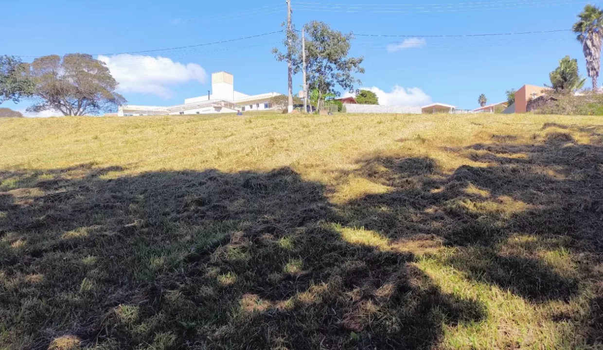 Terreno a venda condomínio entre serras e águas represa Jaguari em Vargem-SP (12)