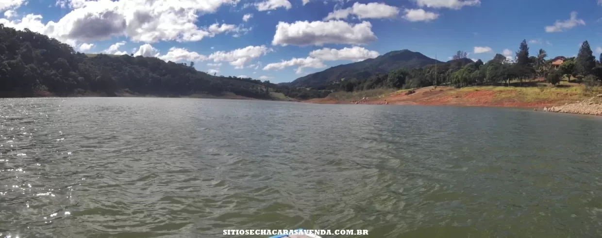 Terreno a venda condomínio entre serras e águas represa Jaguari em Vargem-SP (2)