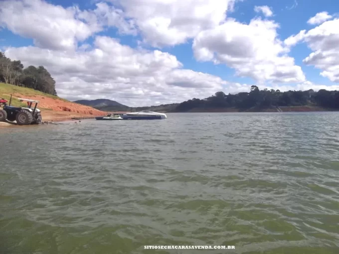 Terreno condomínio represa Jaguari