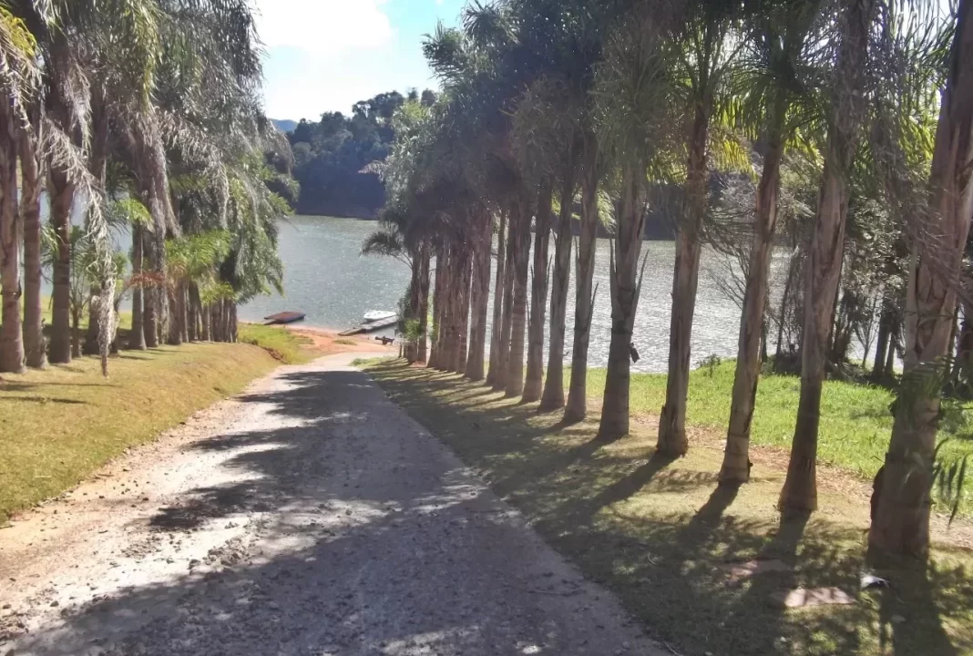 Terreno a venda condomínio entre serras e águas represa Jaguari em Vargem-SP (6)