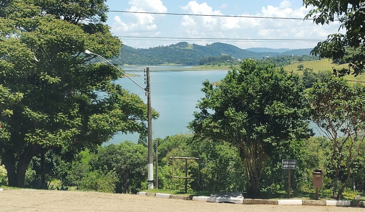 terrreno a venda pé na água fundo para a represa condomínio riviera do jaguari piracaia sp (9)