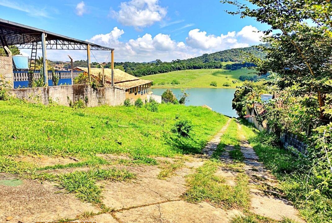 Terreno 3.000m² frente represa pé na água a venda represa joanópolis região de bragamça pta. piracaia interior de SP (7)