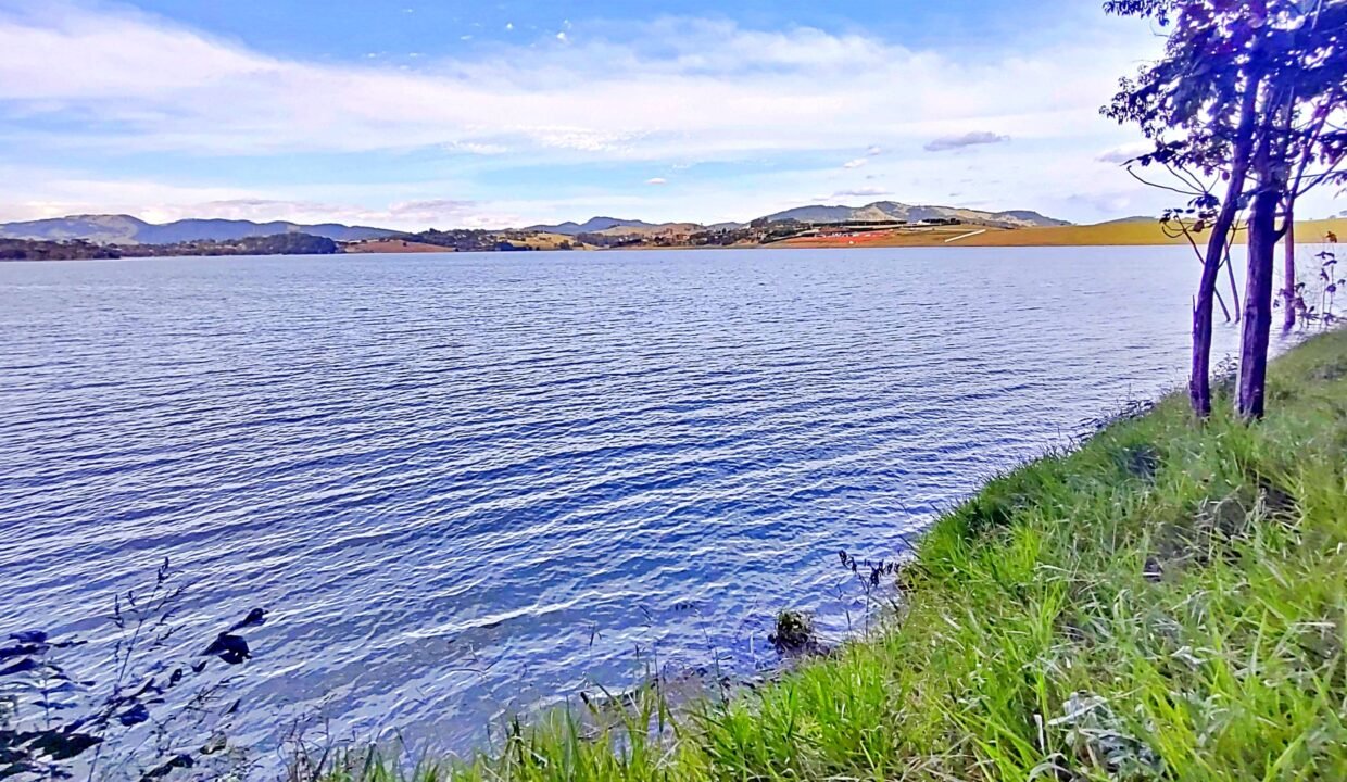 Terreno pé na água 4 (10)