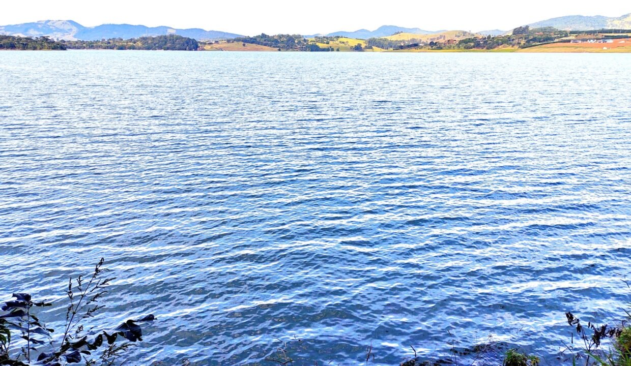 Terreno pé na água 4 (12)