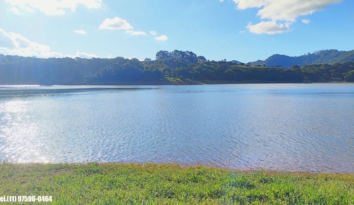 Terreno 5.000m pé n'água (13)