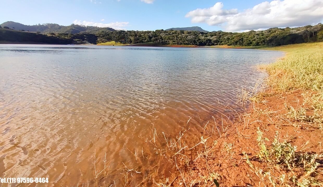 Terreno 5.000m pé n'água (17)
