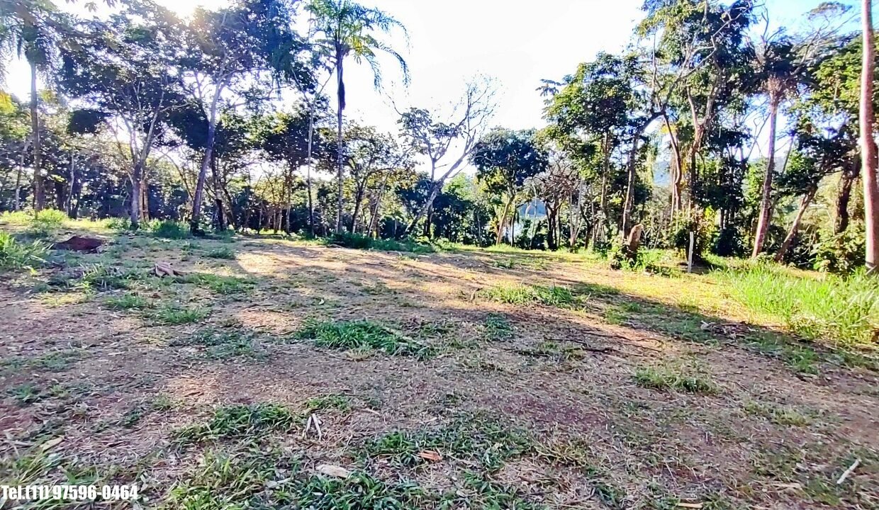 Terreno 5.000m pé n'água (21)