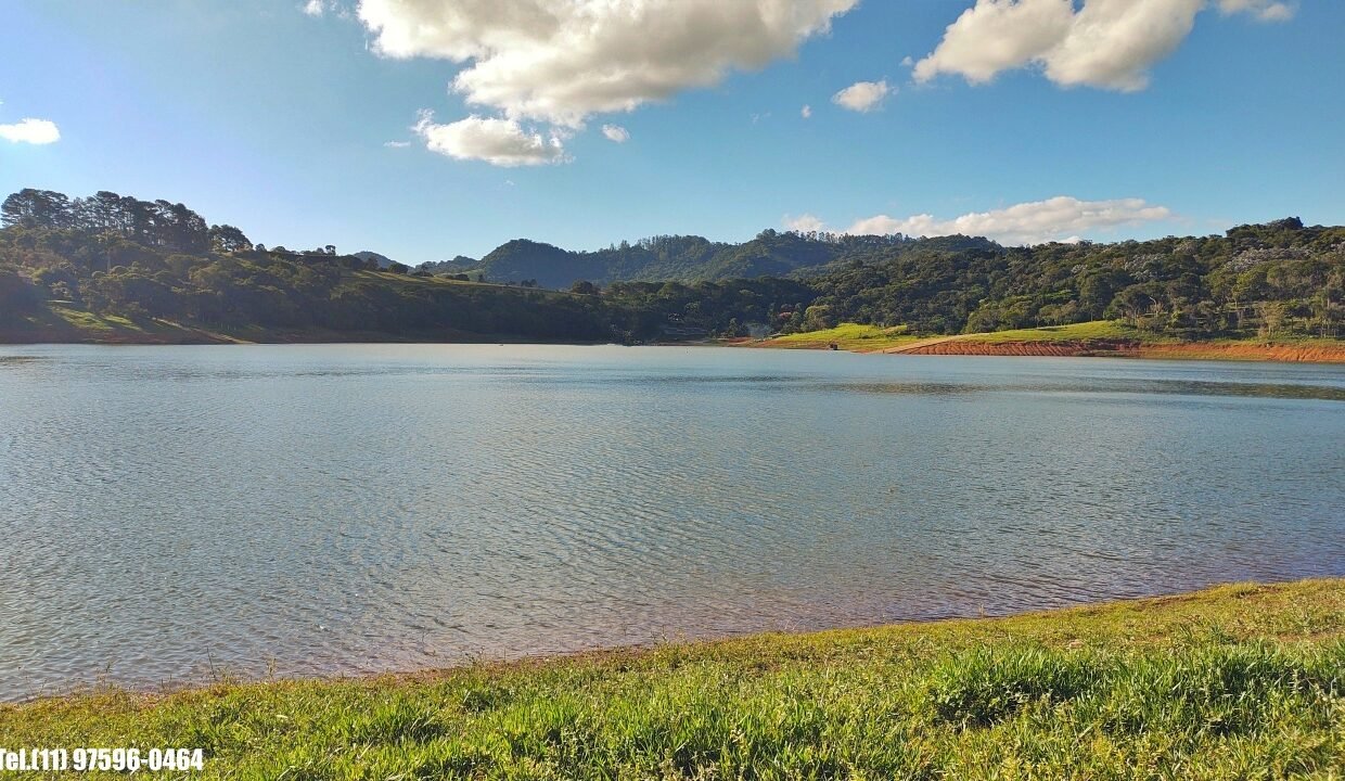 Terreno 5.000m pé n'água (24)