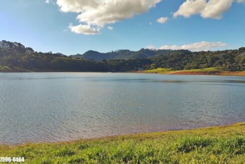 Terreno pé na água 5.000m²