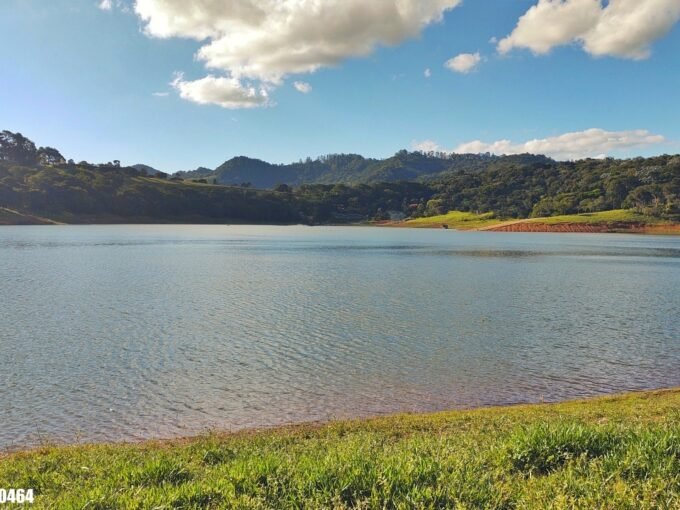 Terreno pé na água 5.000m²